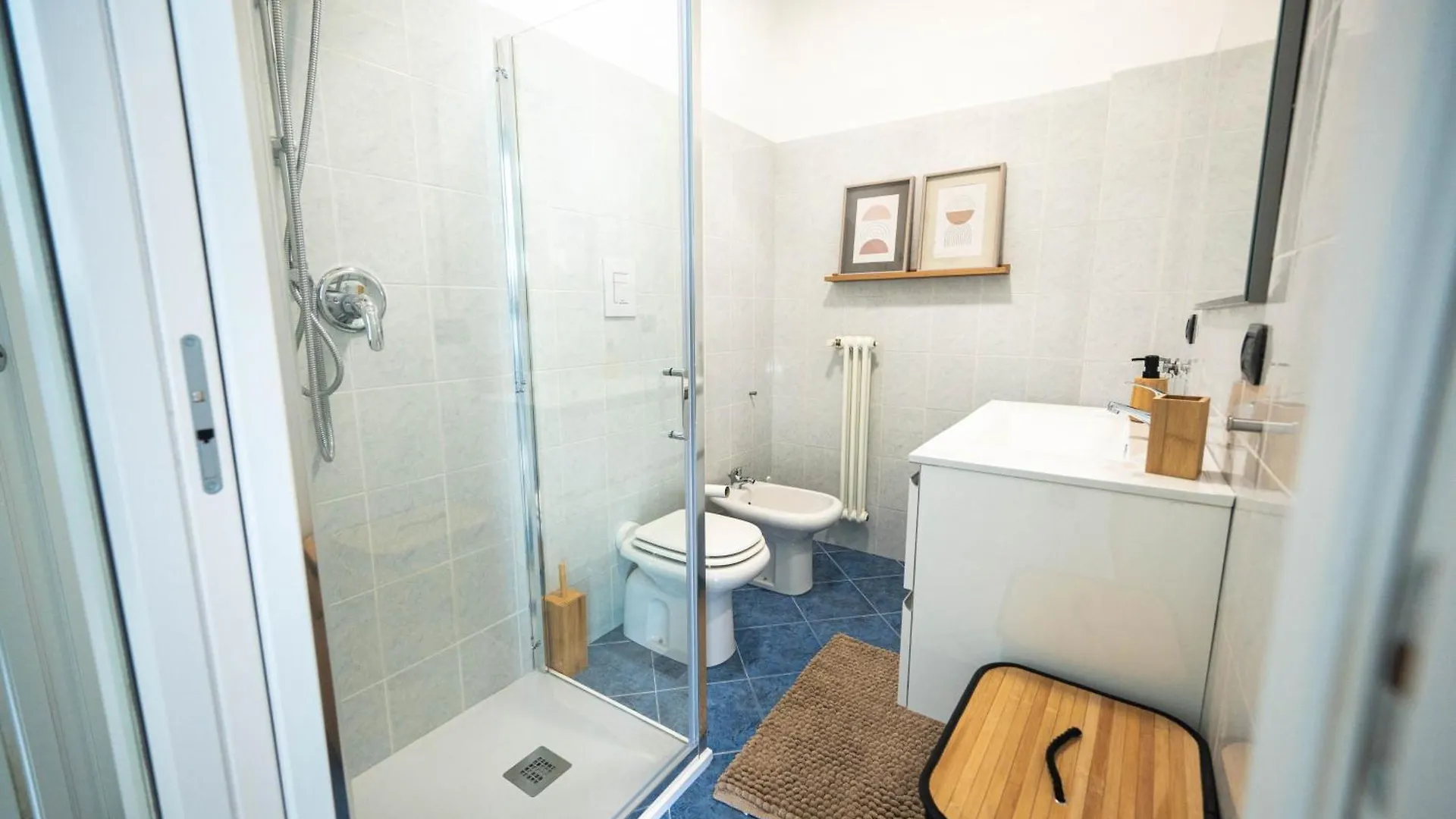 Appartement 20Min Dal Duomo Luxury Flat And Free Parking à Milan